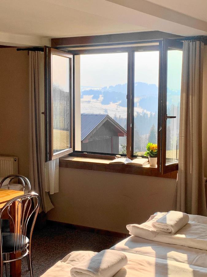 Osrodek Wypoczynkowy U Bartka Bed & Breakfast Czerwienne ภายนอก รูปภาพ